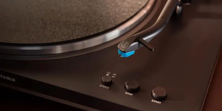 Audio-Technica AT-LP70XBT, vue 2