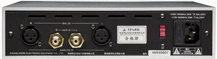 Cayin IHA-6, vue 3