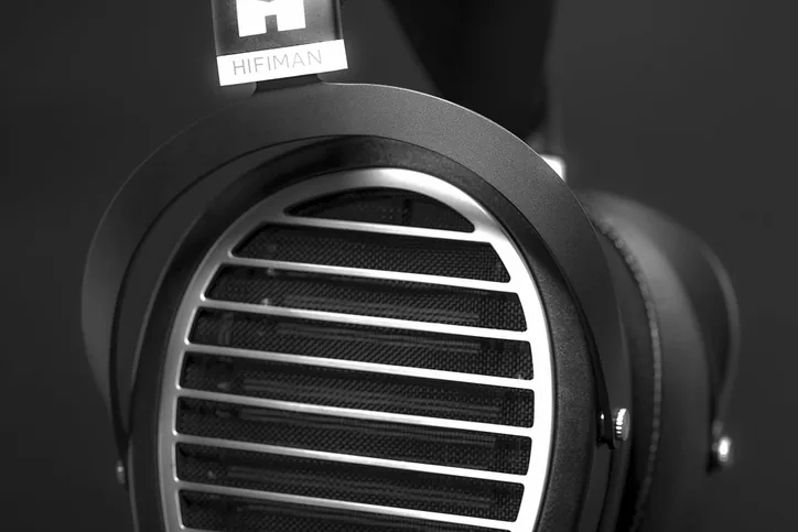 HiFiMAN Ananda Stealth Magnet, vue 3