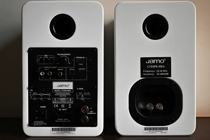 Jamo C705PA MKII, vue 2