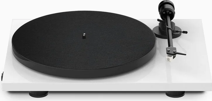 Pro-Ject E1 AT3600L, vue principale