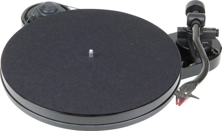 Pro-Ject RPM-1 Carbon, vue principale