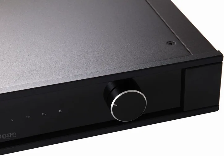 Rega Elex MK4, vue 4
