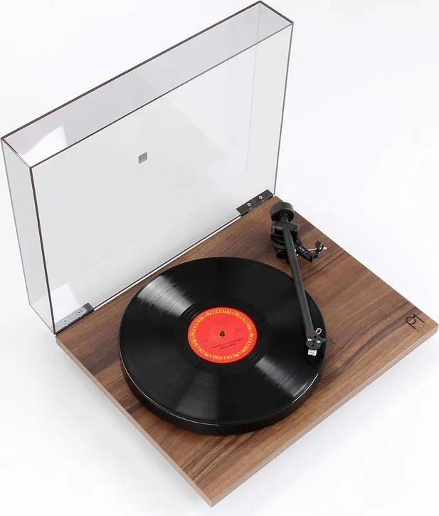 Rega Planar 1 Plus, vue 3