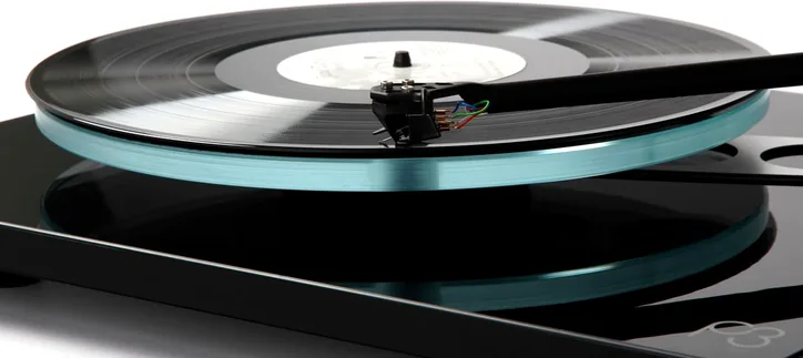 Rega Planar 3 Noir laqué Nd5 MM, vue 4