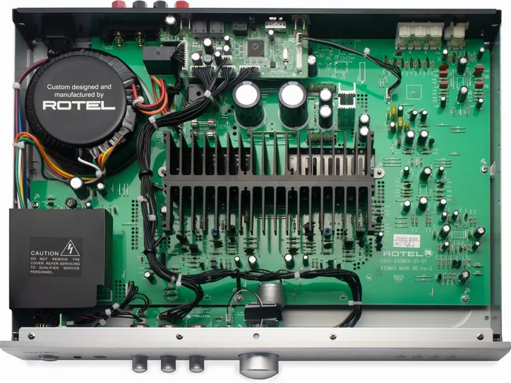 Rotel A-10 MKII, vue 2