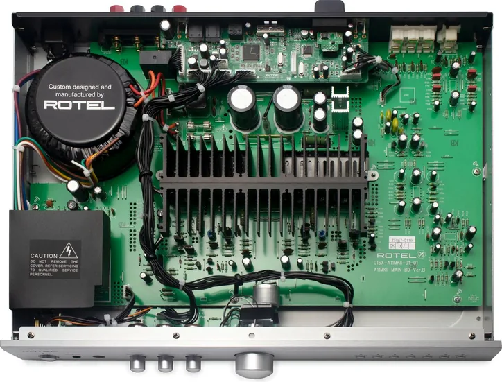 Rotel A11 MKII, vue principale