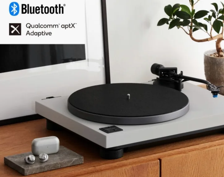 Technics SL-40CBTE-H, vue principale