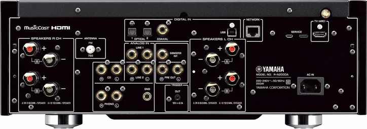 Yamaha R-N2000A, vue 2